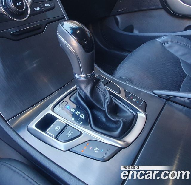 Hyundai Grandeur 2014 thumb 12