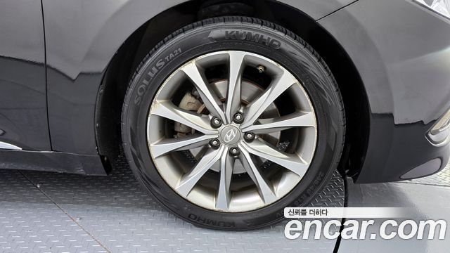 Hyundai Grandeur 2014 thumb 6