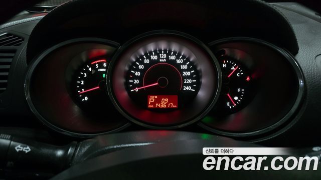 Kia Sorento 2010 thumb 8