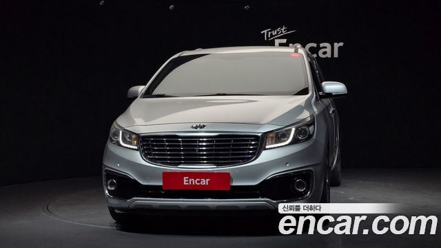 Kia Carnival 2015 thumb 3
