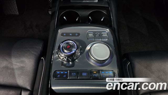 Genesis G90 2022 thumb 10