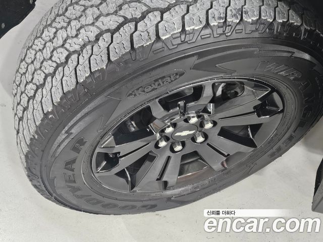 Chevrolet Colorado 2021 thumb 9