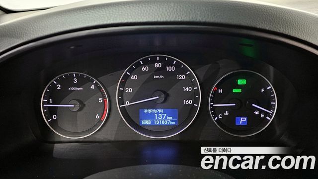 Hyundai Starex 2016 thumb 9