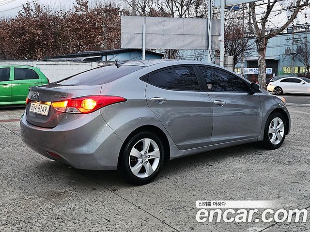 Hyundai Avante 2012 thumb 6
