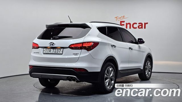 Hyundai Santa Fe 2015 thumb 3