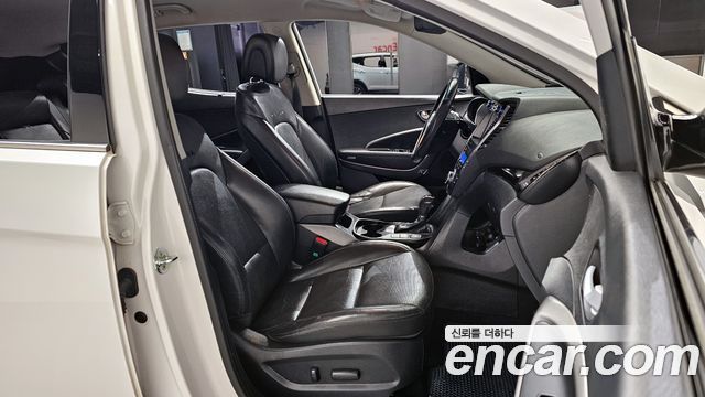 Hyundai Santa Fe 2015 thumb 10
