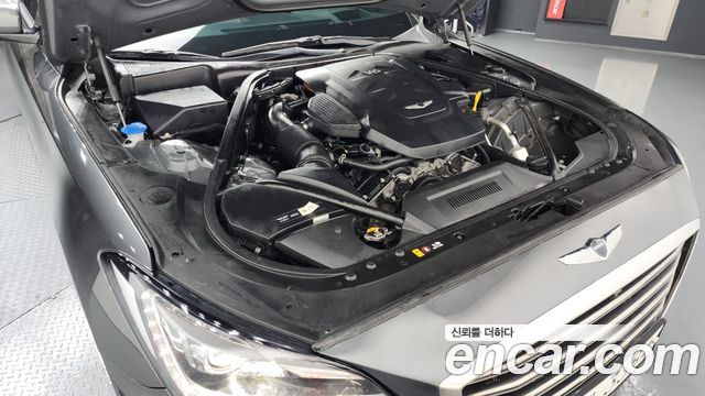 Genesis G80 2017 thumb 6