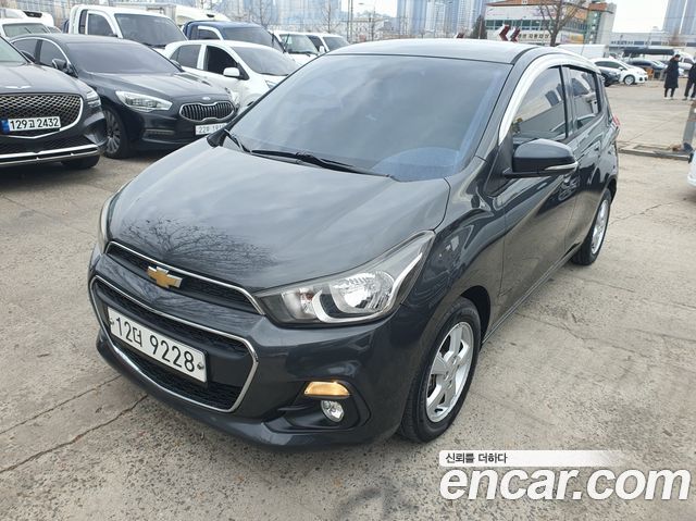 Chevrolet Spark 2017 thumb 2