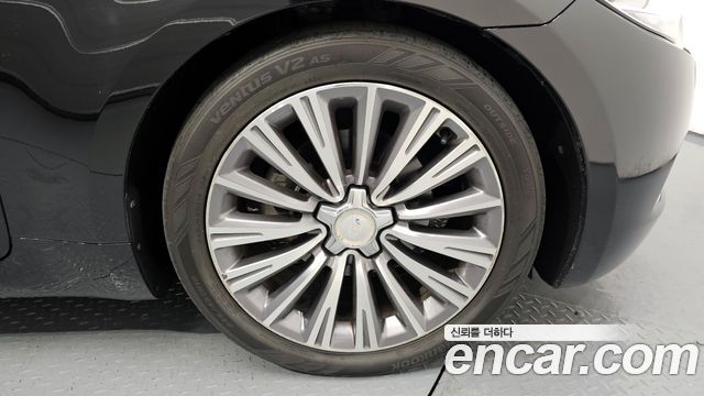 Kia K9 2015 thumb 6