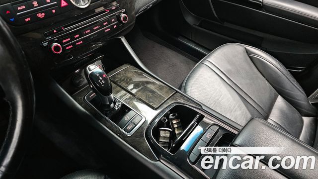Kia K9 2015 thumb 10