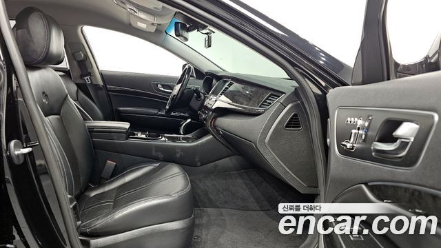 Kia K9 2015 thumb 11