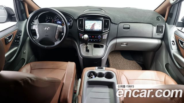 Hyundai Starex 2016 thumb 8