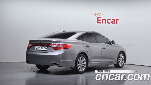 Hyundai Grandeur 2011 thumb 3