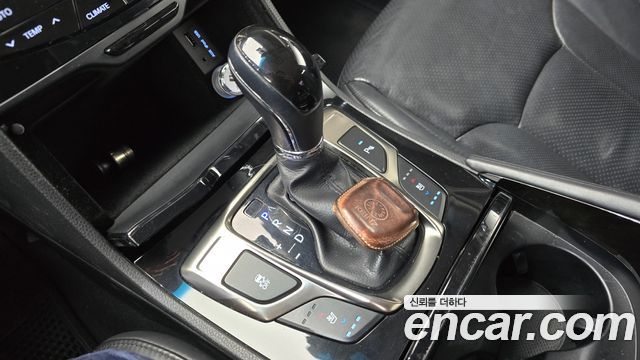 Hyundai Grandeur 2011 thumb 10