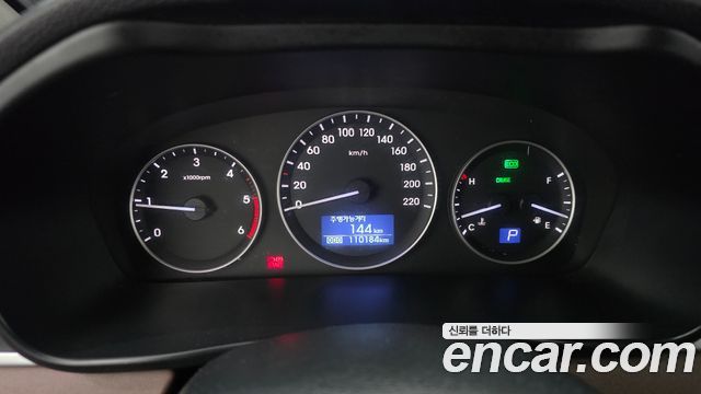 Hyundai Starex 2018 thumb 8