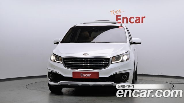 Kia Carnival 2016 thumb 4