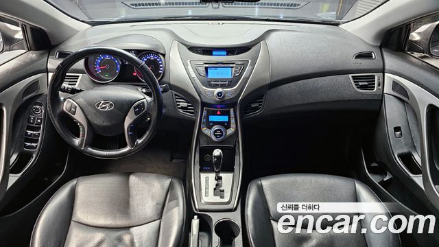 Hyundai Avante 2013 thumb 8