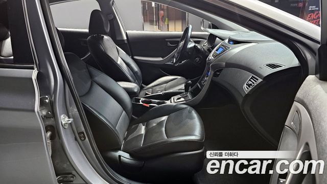 Hyundai Avante 2013 thumb 11