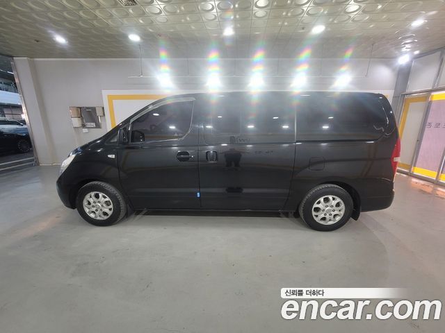 Hyundai Starex 2011 thumb 2