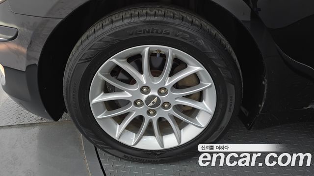 Hyundai Genesis 2009 thumb 6
