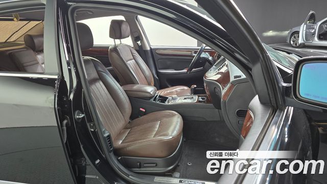Hyundai Genesis 2009 thumb 12