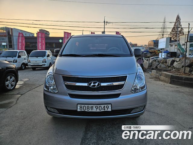 Hyundai Starex 2011 thumb 2