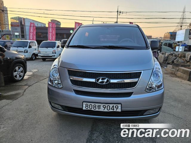 Hyundai Starex 2011 thumb 3