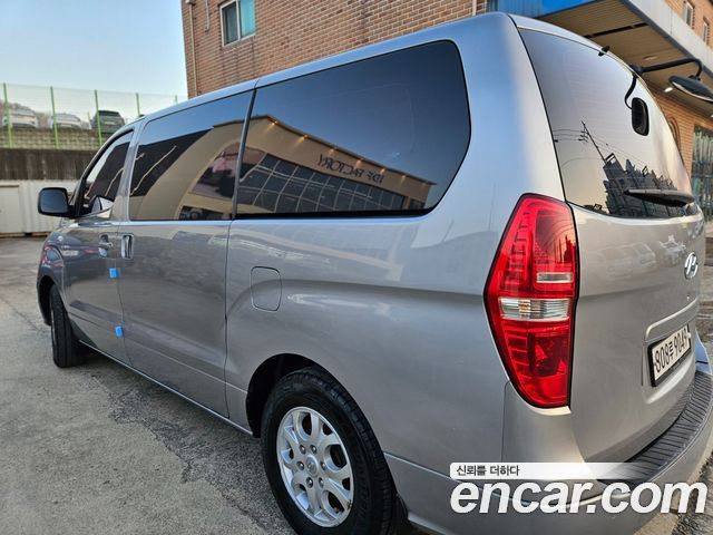Hyundai Starex 2011 thumb 8