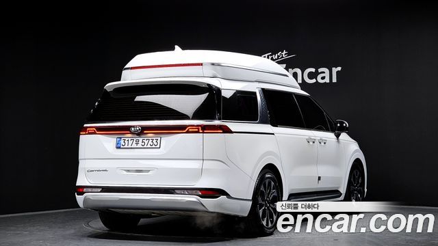 Kia Carnival 2021 thumb 3