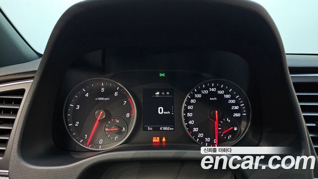 Hyundai Avante 2018 thumb 8