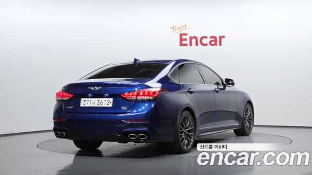 Genesis G80 2017 thumb 3