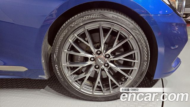 Genesis G80 2017 thumb 5