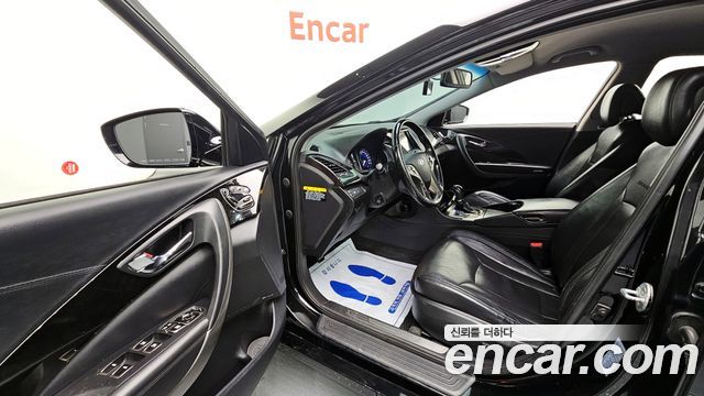 Hyundai Grandeur 2014 thumb 10
