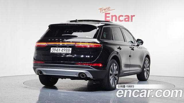 Lincoln Corsair 2020 thumb 3