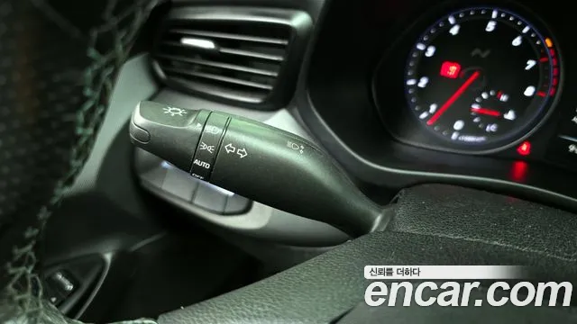 Hyundai Veloster 2019 thumb 11
