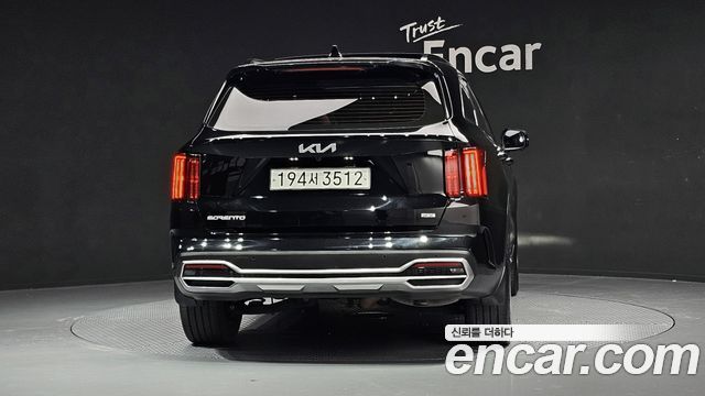 Kia Sorento 2023 thumb 5