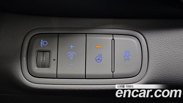 Hyundai Venue 2024 thumb 12