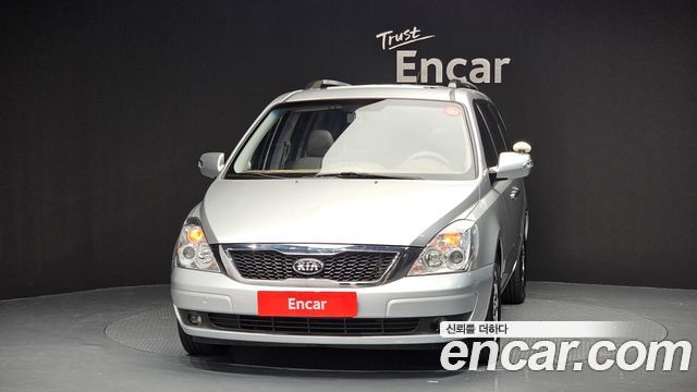 Kia Carnival 2013 thumb 3