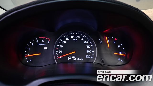 Kia Carnival 2013 thumb 8