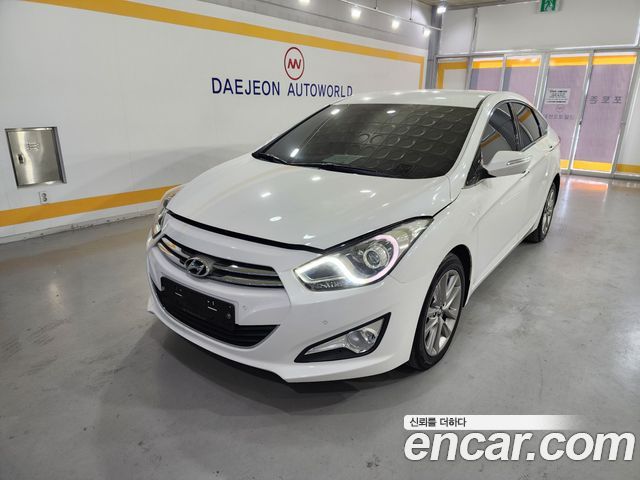 Hyundai i40 2014 thumb 2