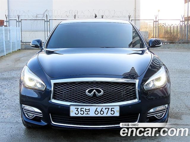 Infiniti Q70 2019 thumb 11