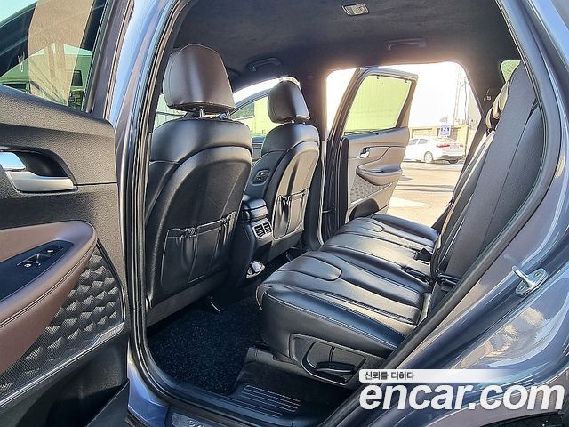 Hyundai Santa Fe 2020 thumb 9