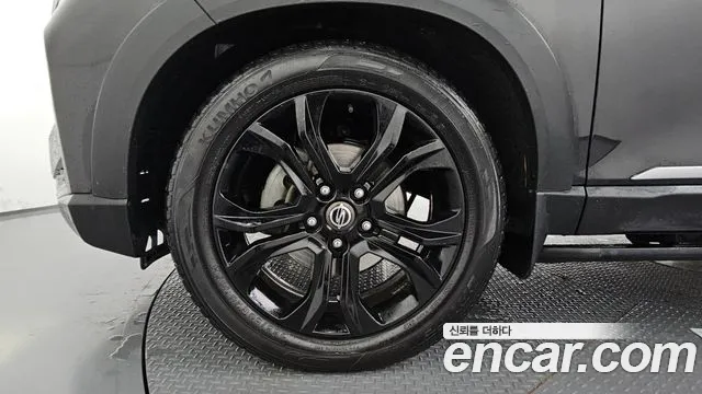 SsangYong Rexton 2020 thumb 5