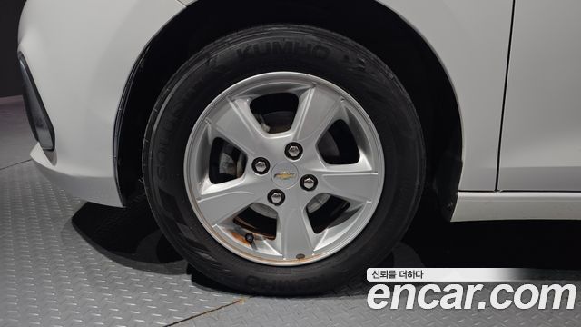 Chevrolet Spark 2016 thumb 5