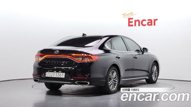 Hyundai Grandeur 2018 thumb 3
