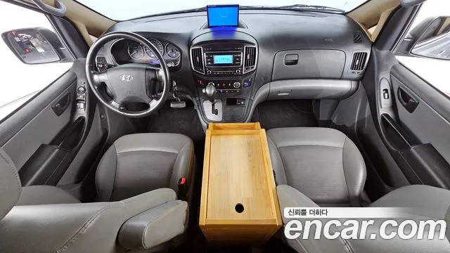 Hyundai Starex 2019 thumb 8