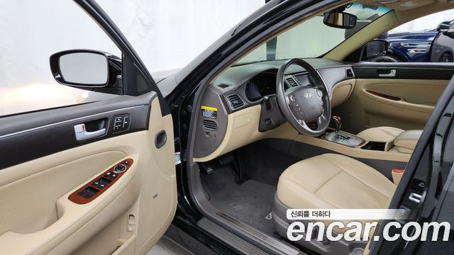 Hyundai Genesis 2014 thumb 10