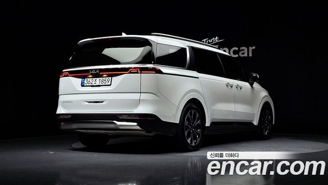 Kia Carnival 2022 thumb 3