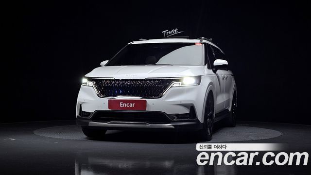 Kia Carnival 2022 thumb 4
