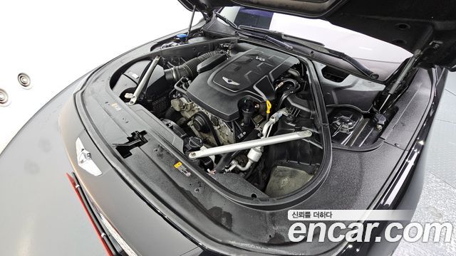 Genesis G90 2019 thumb 6